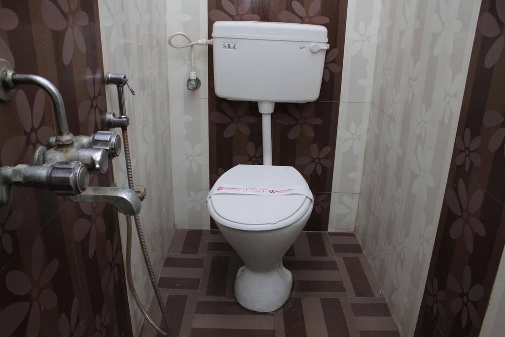 R B Residency Hotel Chennai Luaran gambar